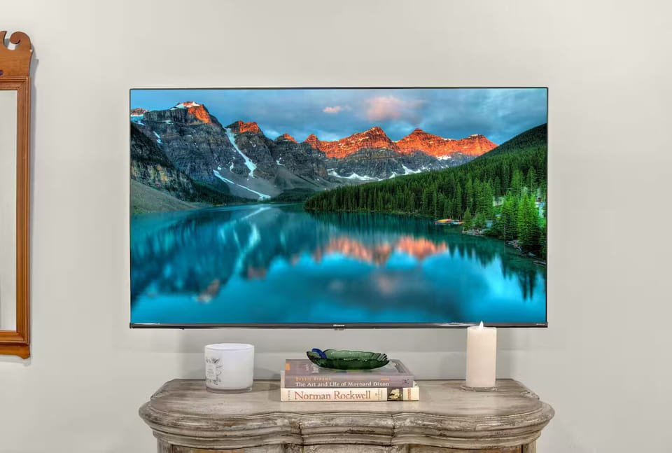 Primary room TV.  Please log into your streaming accounts to view.