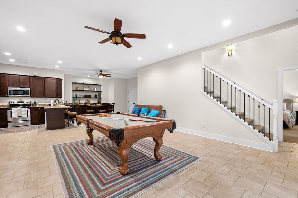 Living & Game Room | Pool Table | Open Layout