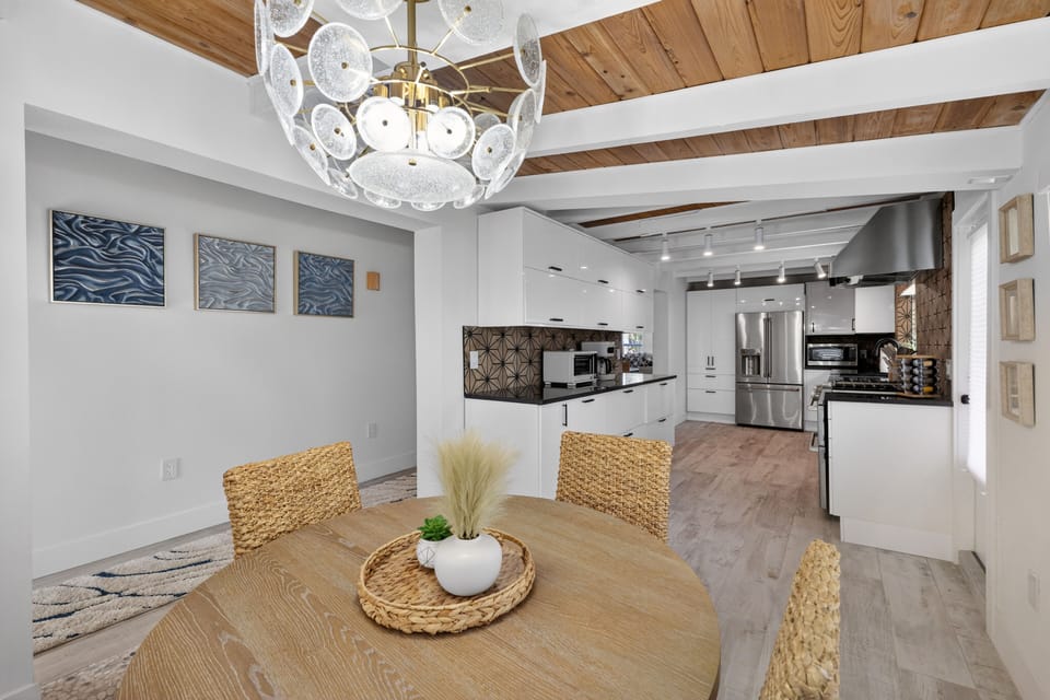 Family House, Patio | Dining room