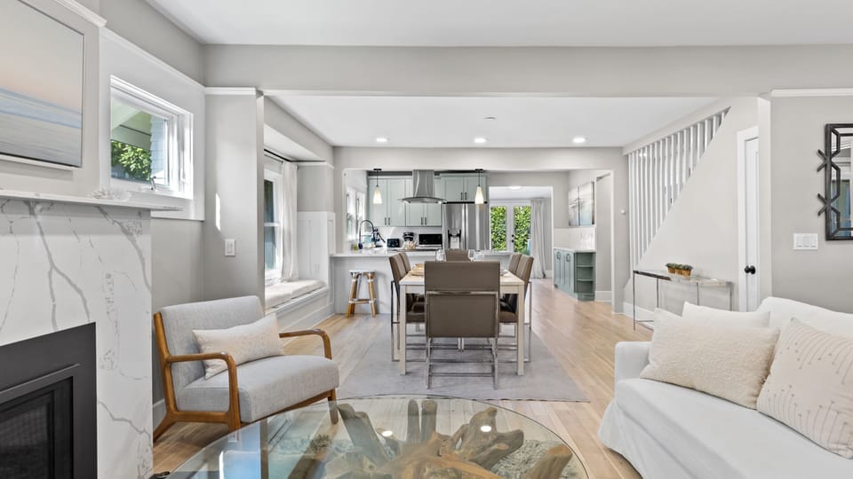Open, flowing, and full of light — a layout made for living, lounging, and making memories.