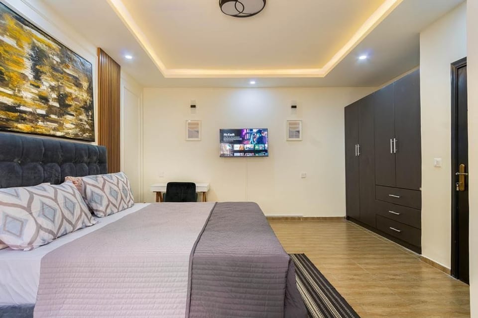 Blackout drapes, iron/ironing board, WiFi (free)