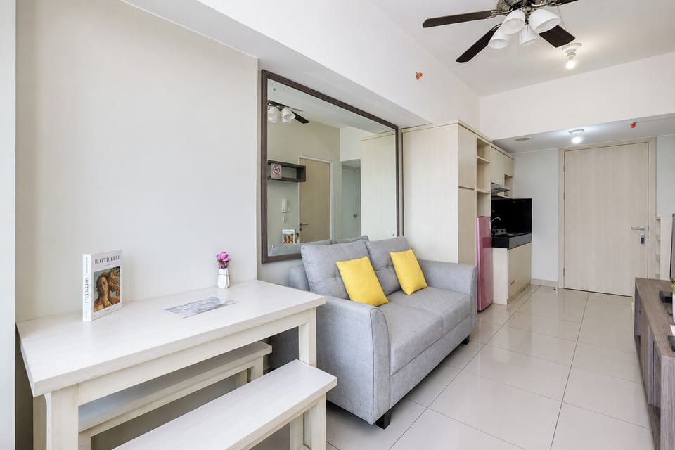 Standard Apartment | Living room