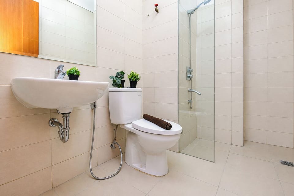 Chic Cozy 1Br Apartment Woodland Park Residence Apartment in South Jakarta City