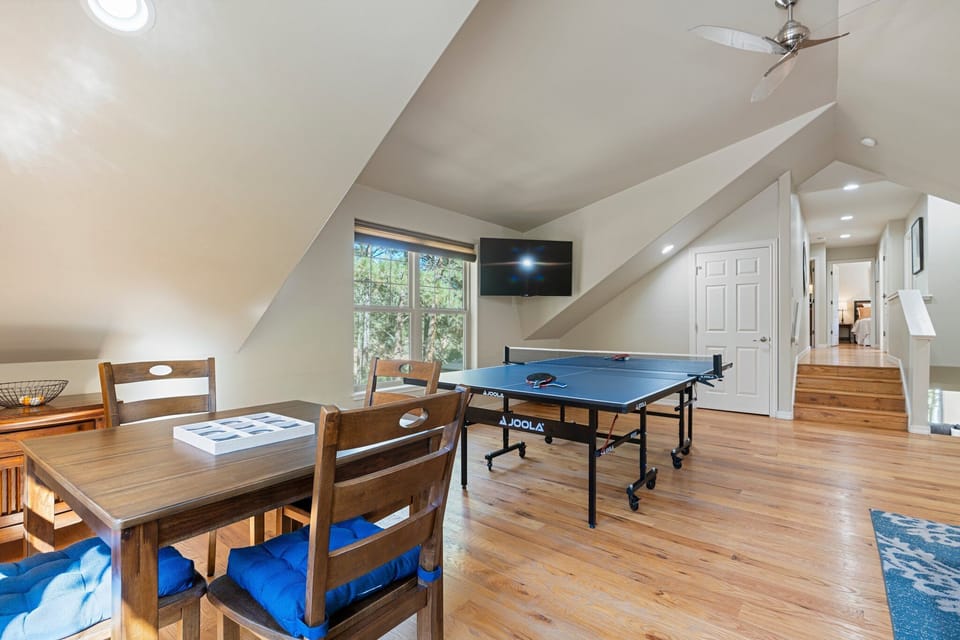 Upstairs Loft Game Room