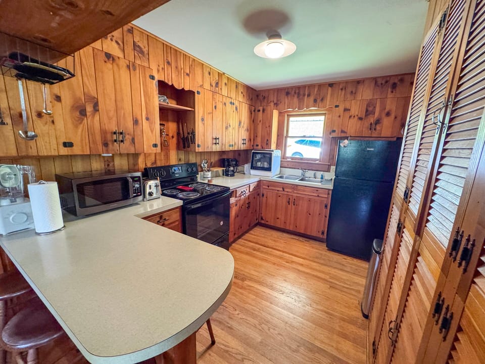 Kitchen with Bar seating