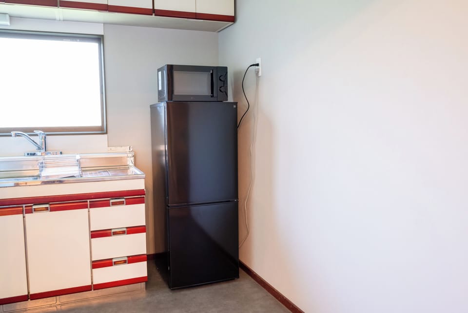 Basic House, 3 Bedrooms, City View | Private kitchen