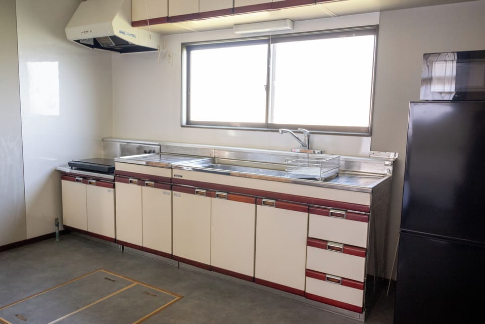 Basic House, 3 Bedrooms, City View | Private kitchen