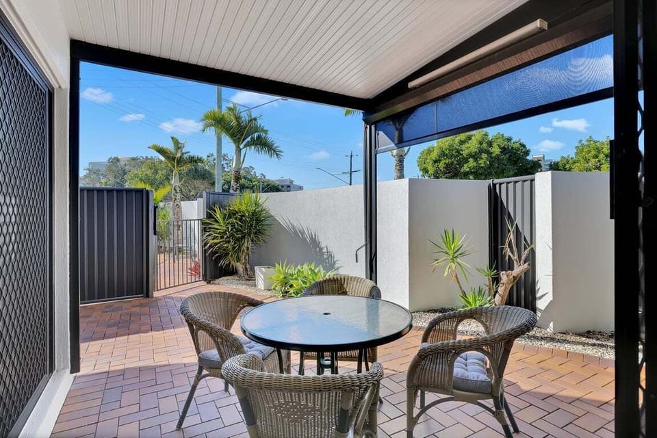Outdoor Area 