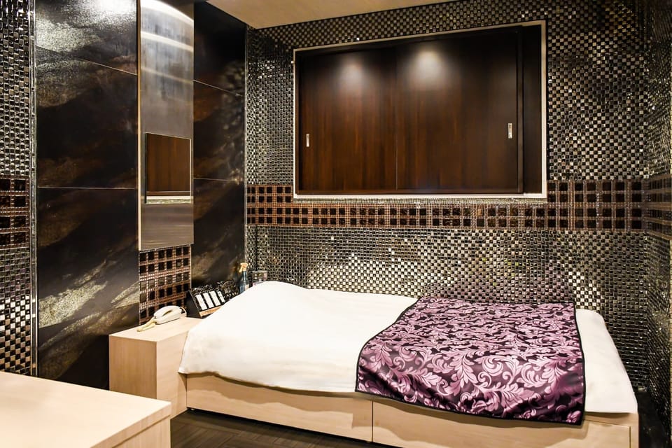 Standard Single Room, Smoking | WiFi (free), bed sheets