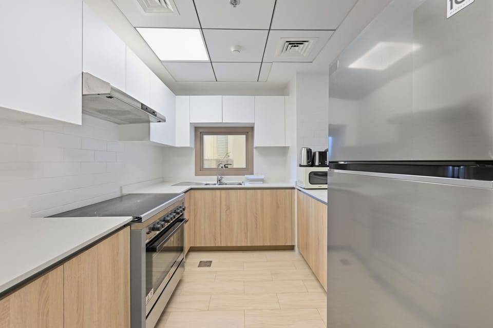Apartment, Balcony, Canal View | Private kitchen