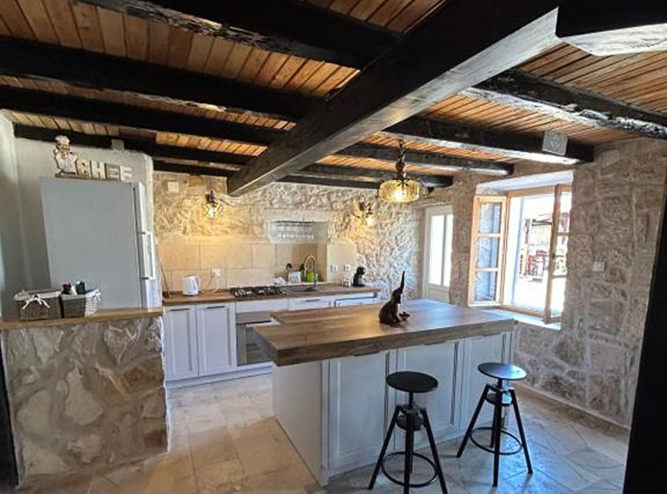 Apartment (Three Bedroom Apartment with Sea View) | Private kitchen | Fridge