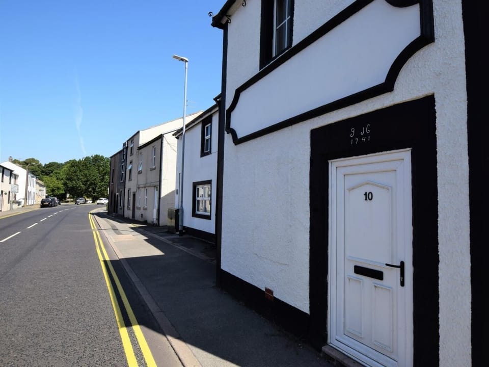 Period property dating back to 1741