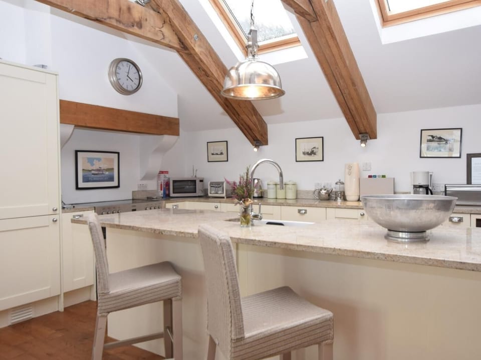 Stylish well-equipped kitchen