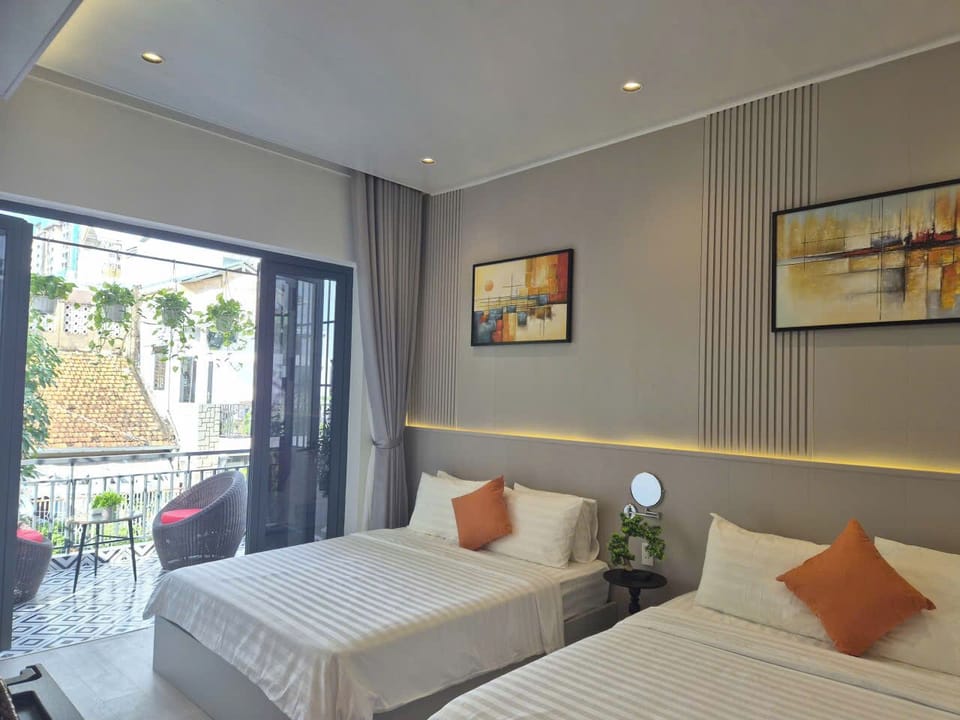 Double or Twin Room, Balcony | Laptop workspace