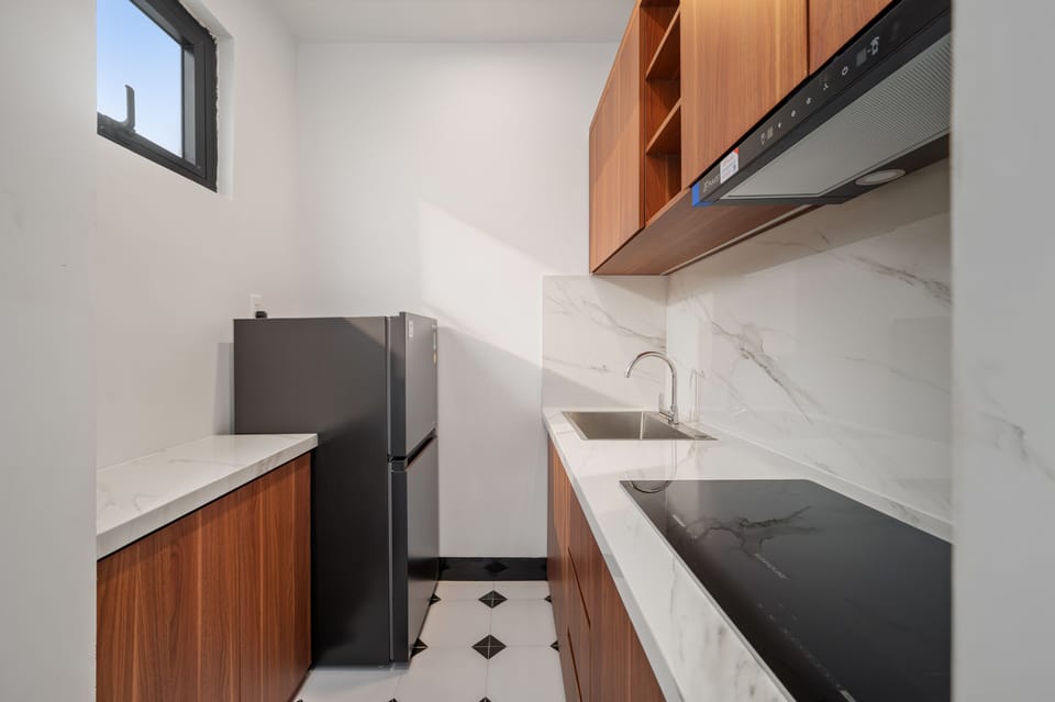 Standard Double Room | Private kitchen | Mini-fridge, stovetop