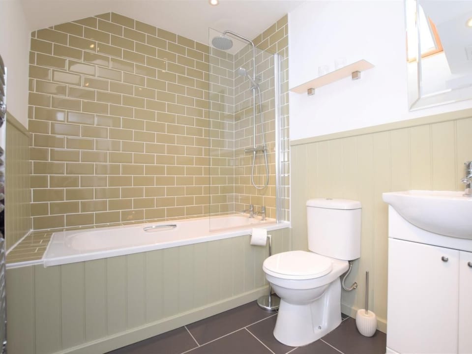 The stylish family bathroom