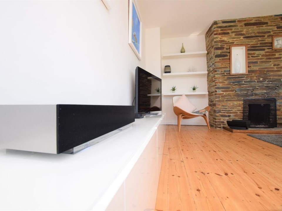 Enjoy Sky Q, a high end Bluetooth music streamer and Smart TV