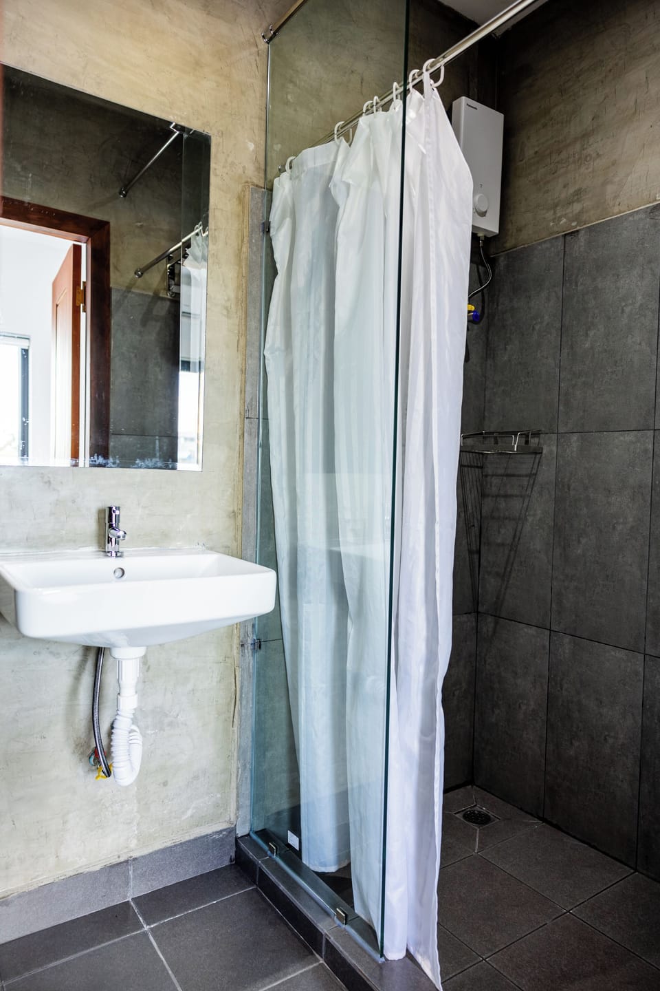 Standard Double Room, Garden View | Bathroom | Hair dryer, towels, soap, shampoo