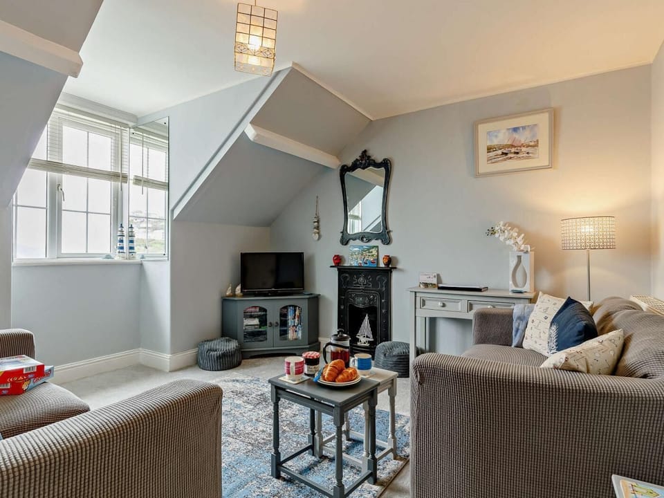 Cosy up and watch your favourite films on Smart TV