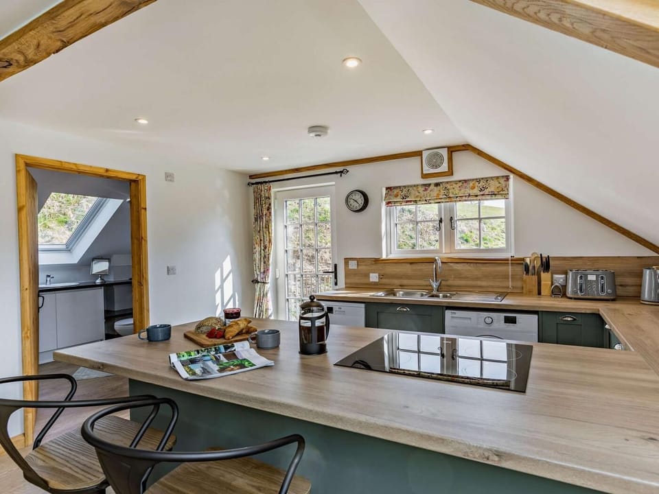 Breakfast bar