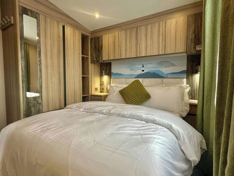 2 bedrooms, WiFi (free), individually decorated, individually furnished