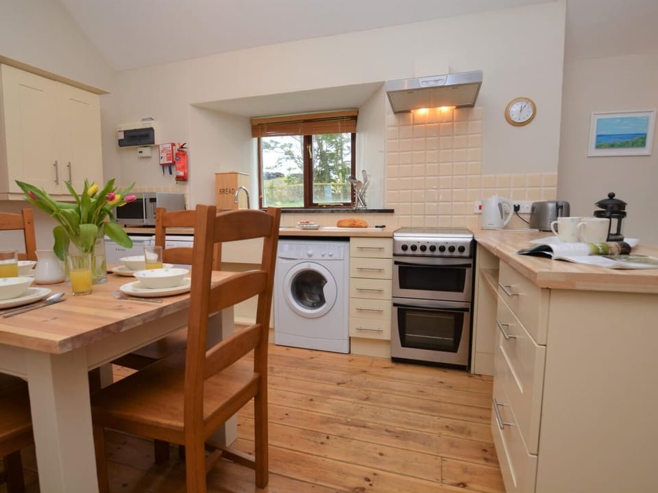 Kitchen/dining area