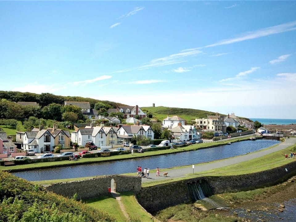 Bude Canal and lock gates