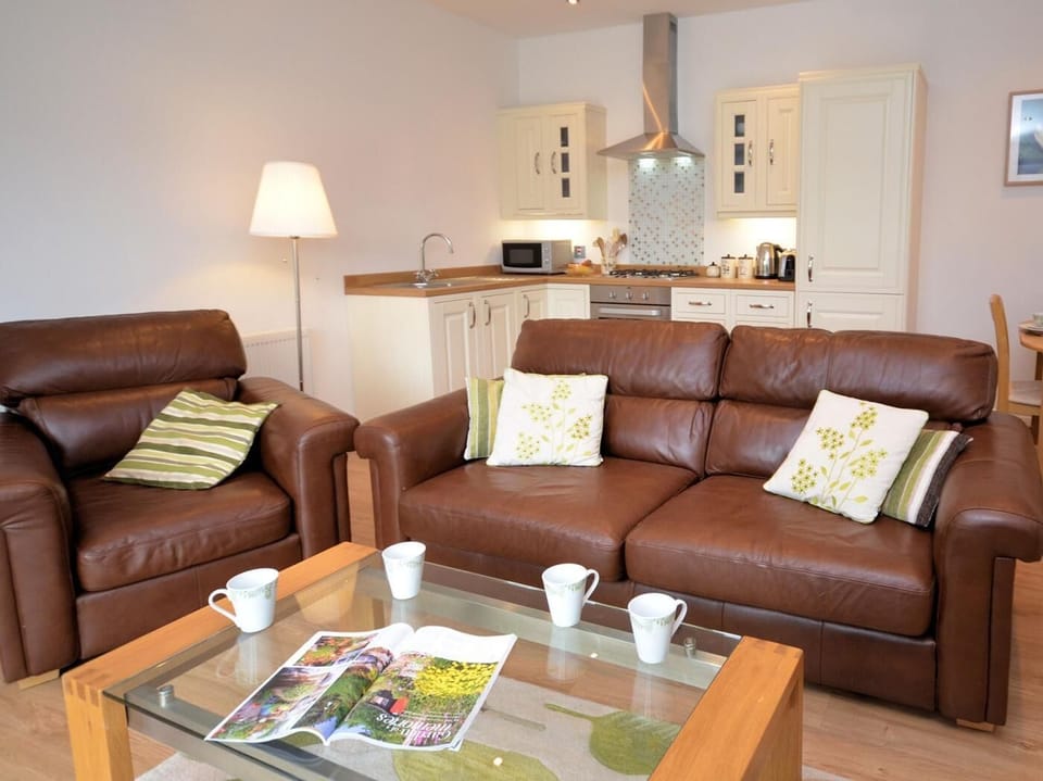Lounge/kitchen/dining area