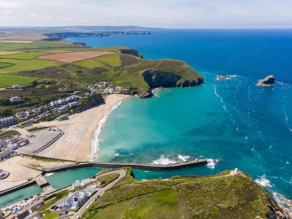 Portreath has a lovely harbour and amazing views from the South West Coast Path