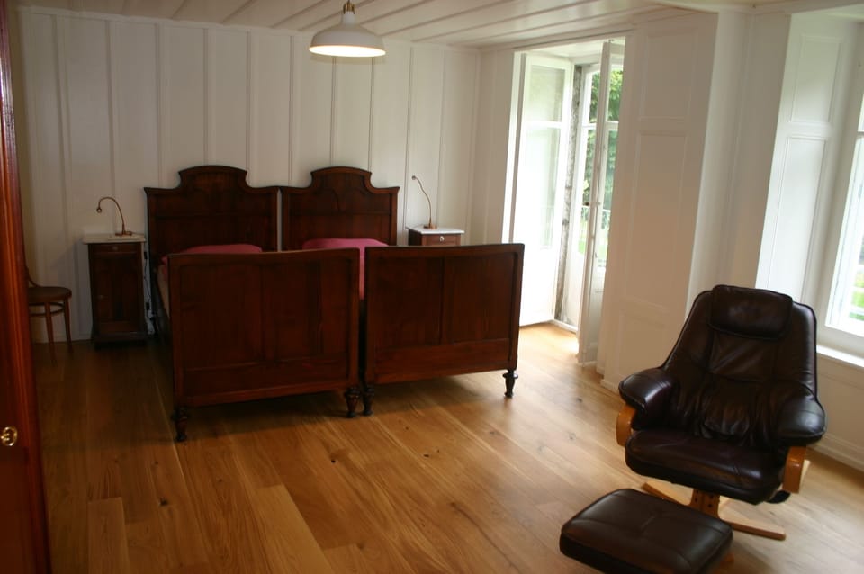 Double Room | Desk, soundproofing, free cribs/infant beds, rollaway beds