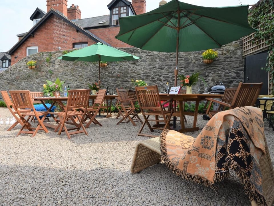 Ideal for outdoor gatherings or special occasions