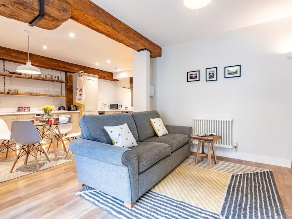 A winning combination of contemporary design and original features 