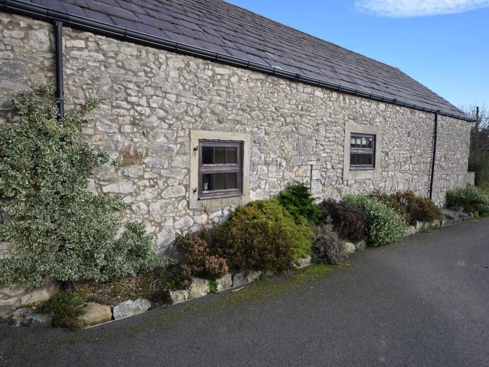 Beautifully converted stone barn 