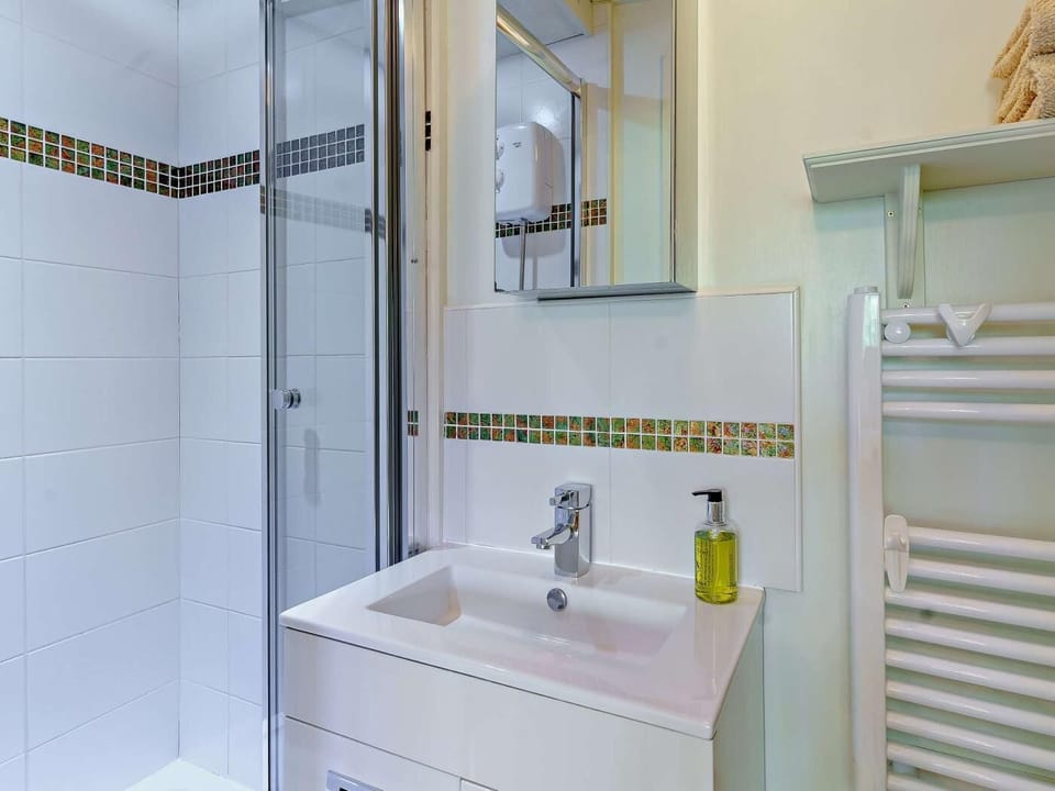 The en-suite shower room