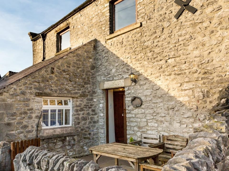 Sit outside and enjoy this rural location