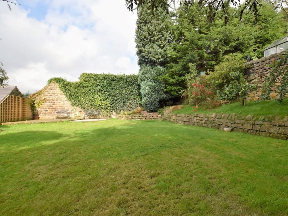 Enjoy the secluded garden