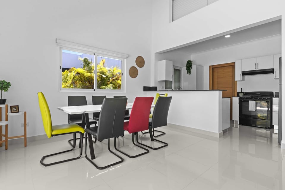 House | 3 bedrooms, high-speed internet