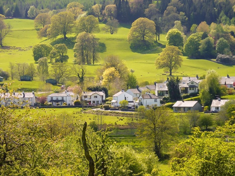 Pretty countryside position