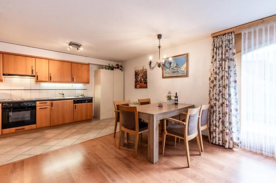 Apartment, Mountain View | Dining