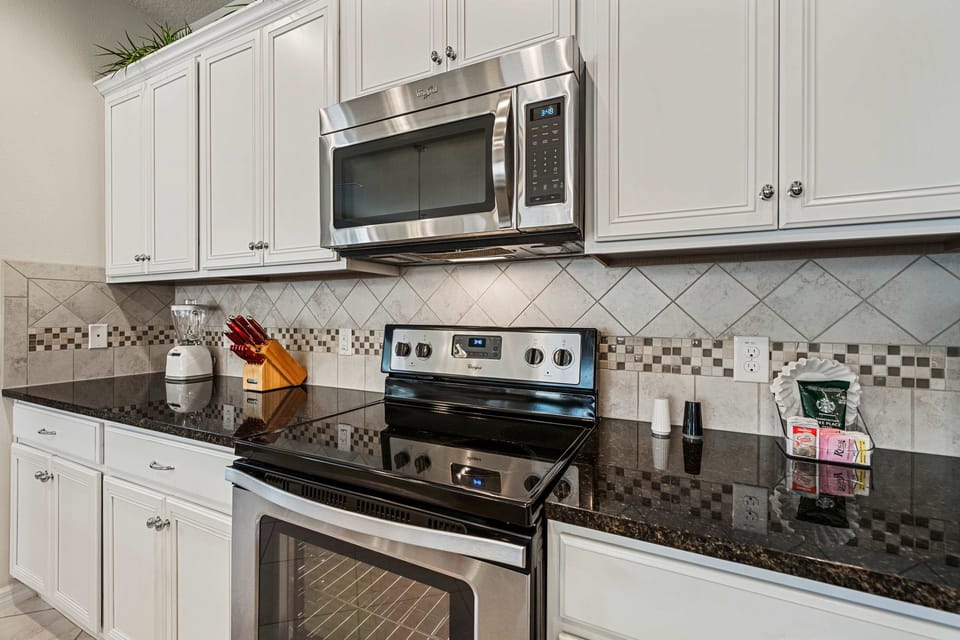 A Kitchen That Brings Everyone Together