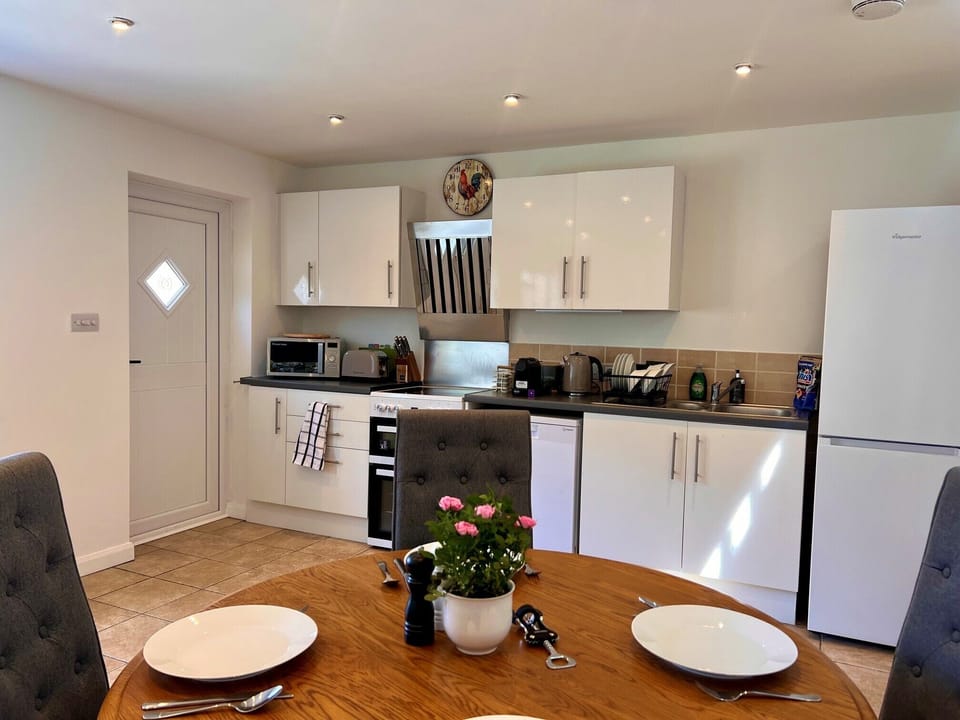 House, 1 Bedroom (Selden Lodge)