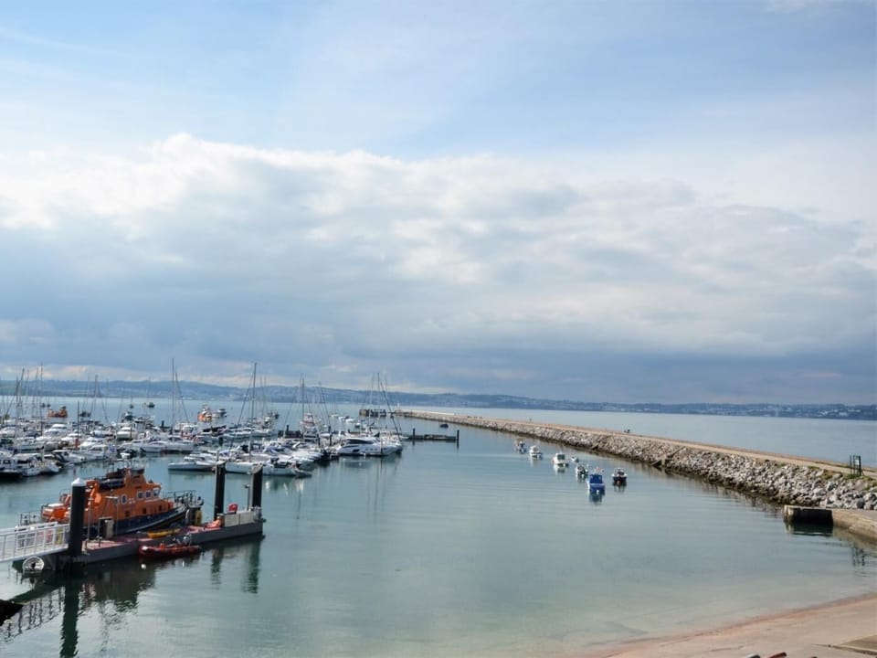 Take a walk to Brixham Breakwater