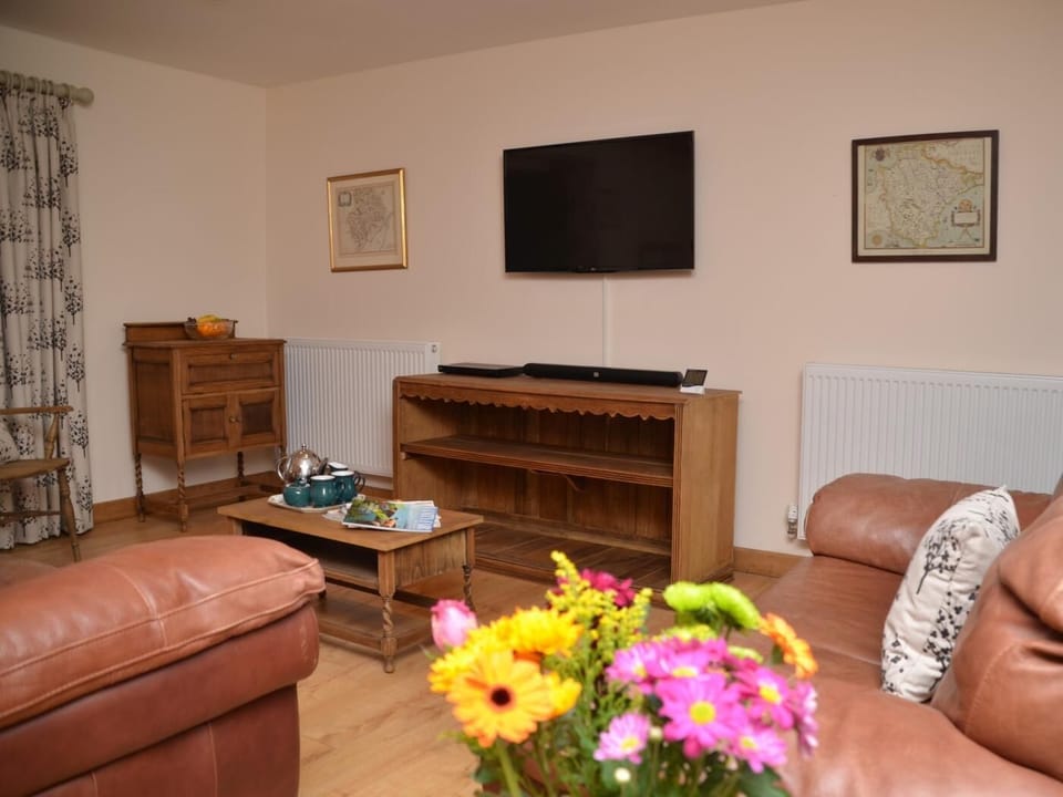 Enjoy watching your favourite programme on the Smart TV