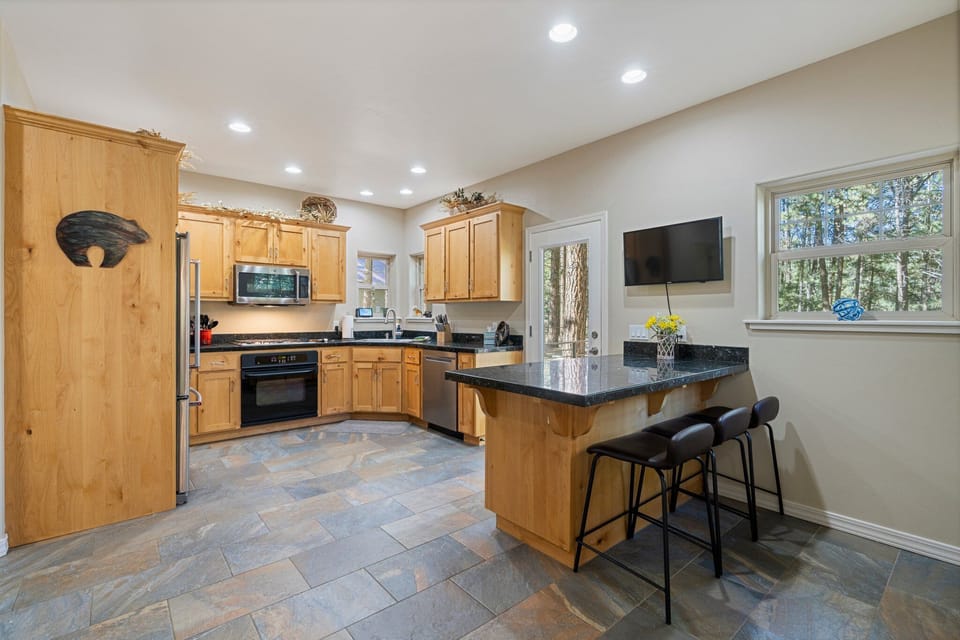 Fully Stocked Kitchen