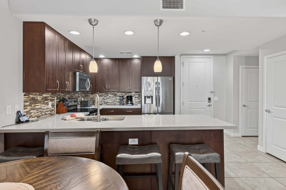 Condo, 2 Bedrooms | Private kitchen | Coffee/tea maker, fridge, oven, toaster