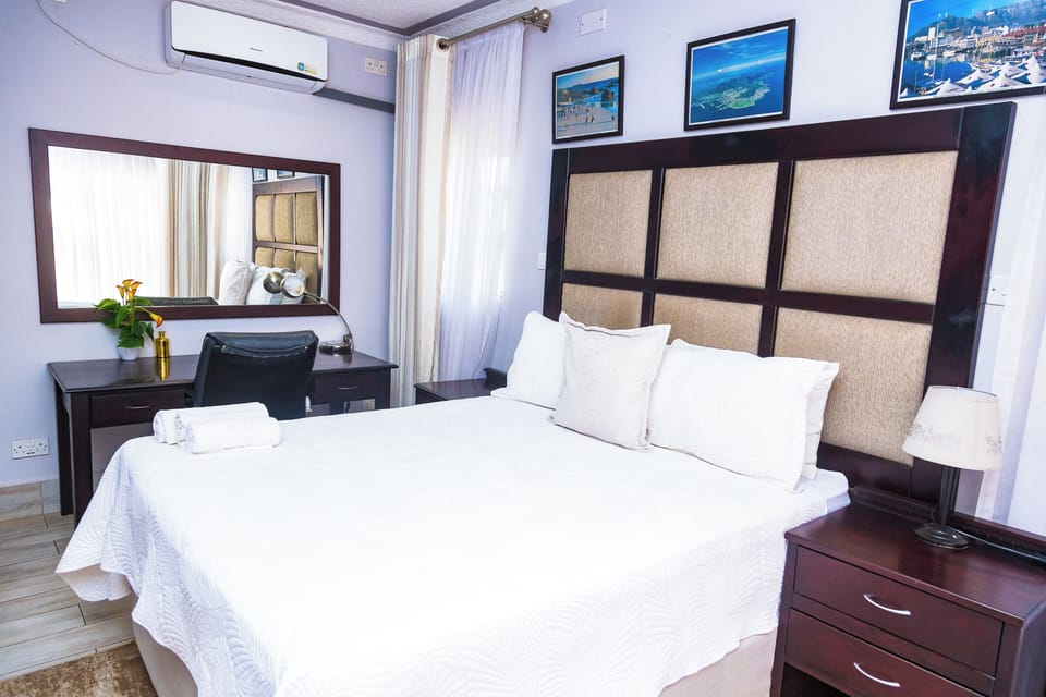 Deluxe Double Room | Desk, laptop workspace, WiFi (free)