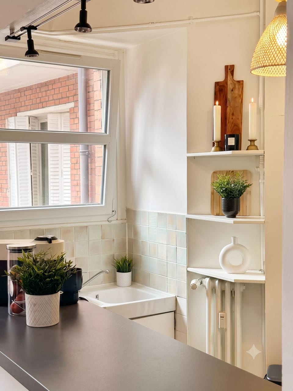 Deluxe Apartment, City View | Interior