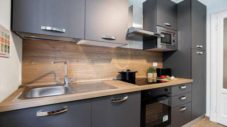 Apartment (1 Bedroom) | Interior