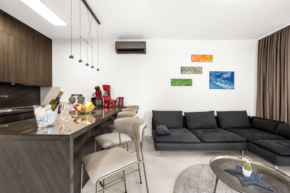 Standard Townhome, 2 Bedrooms, 2 Bathrooms (Pure Bliss Villa With Jacuzzi) | Interior