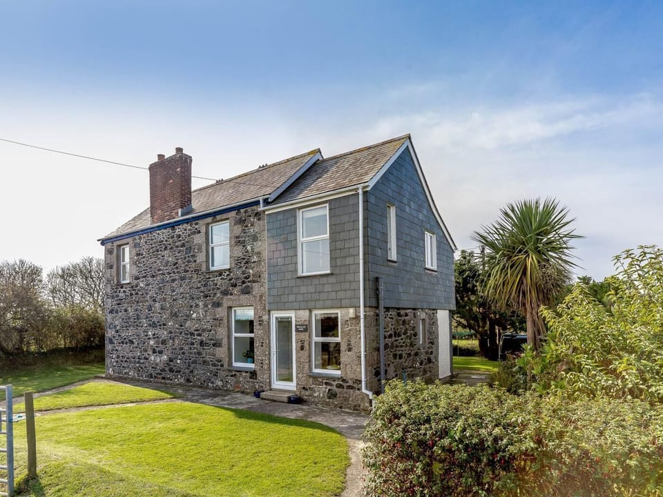 Set in a quiet rural spot near the coast